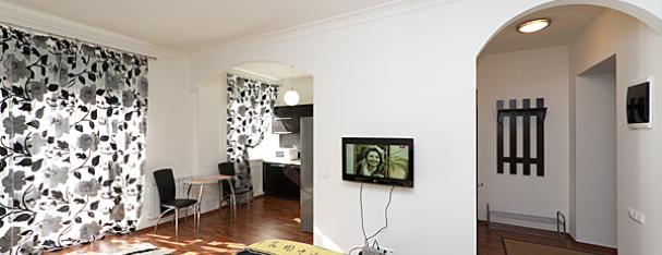 5, Moskovskaya st. apartments in kiev